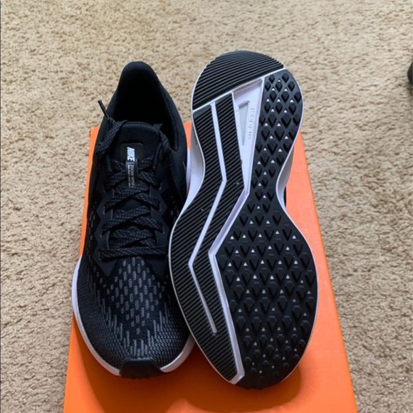 nike womens winflo 5